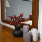 Unique Central *