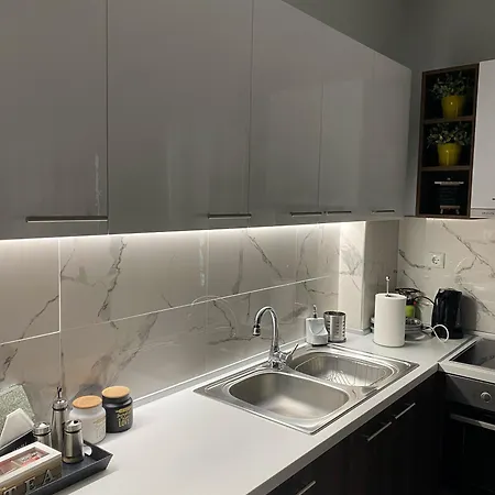 アパート Unique Central *